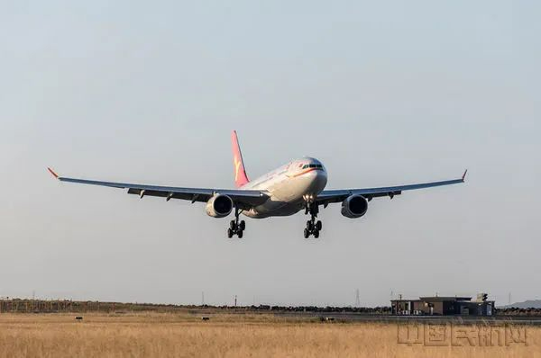 天津航空新開重慶至明斯克“客改貨”包機航線